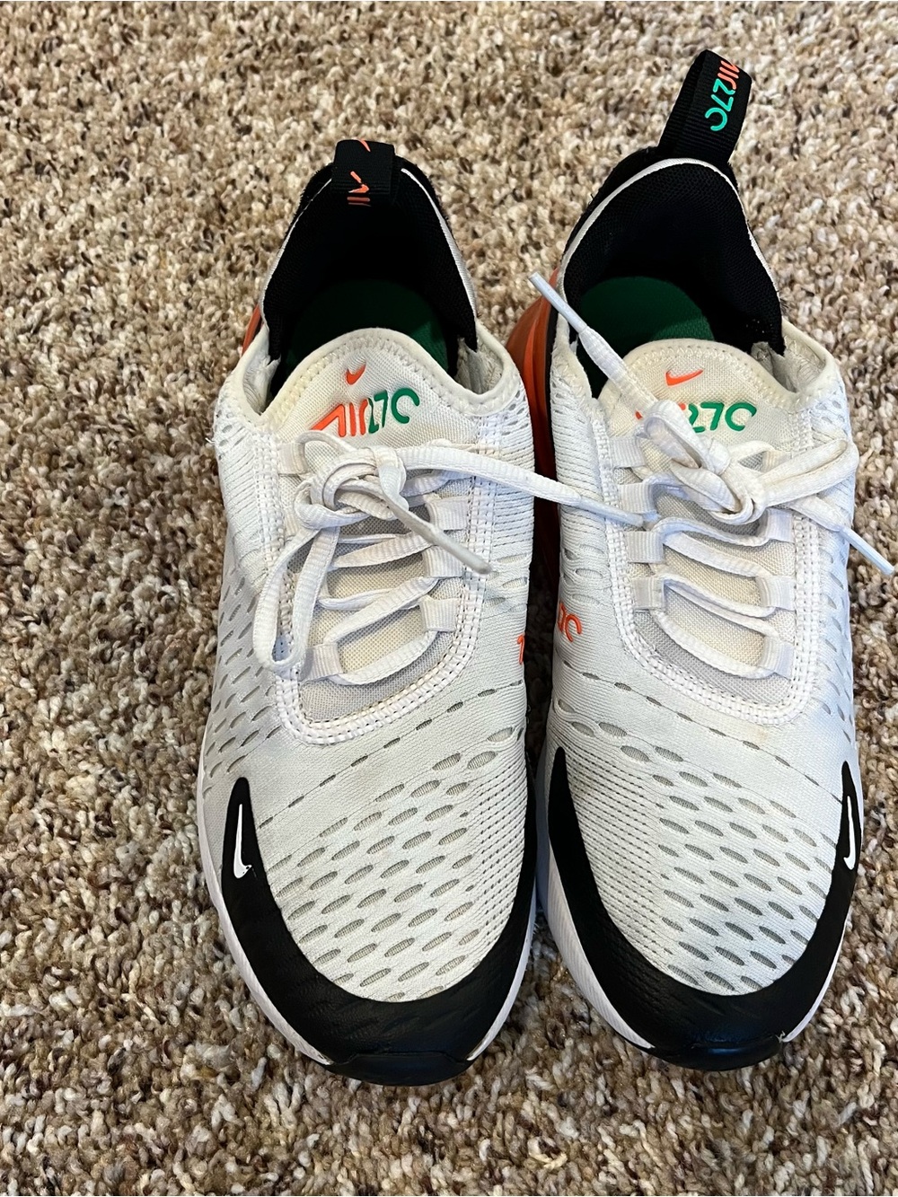 Nike Air Max 270 Youth Running Shoes Size 5Y White Black Orange 943345-107 - Picture 2 of 7